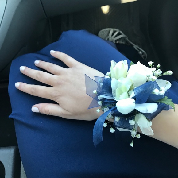 High-Neck Navy Blue Prom Dress (worn once) - Picture 6 of 6